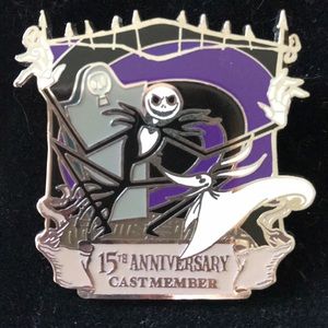 DISNEY NIGHTMARE BEFORE CHRISTMAS CASTMEMBER PIN